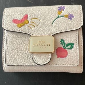 NEW COACH Pepper Wallet with Dreamy Veggie Print
